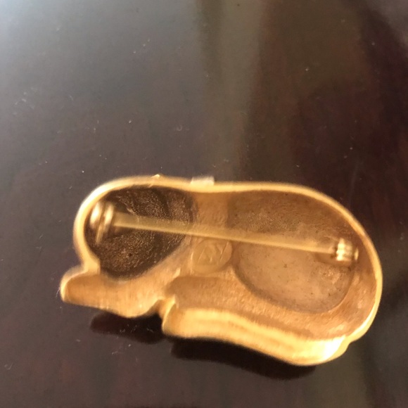 Pin - sleeping kitty - Picture 2 of 2